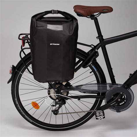 decathlon bike panniers.